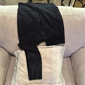 7. Lululemon All You Need 26” Tight Luxtreme Black / Scratch Match Black Multi